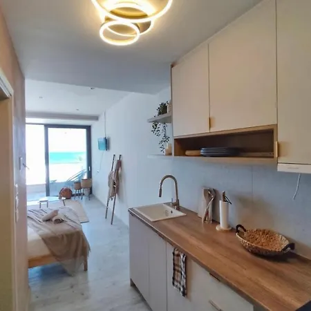 Akasha Living By The Sea *