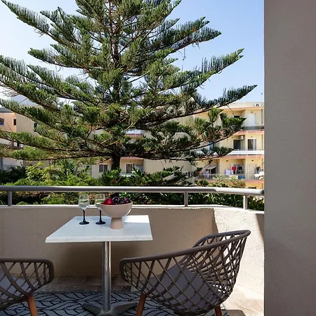 Apartment Akasha Living By The Sea