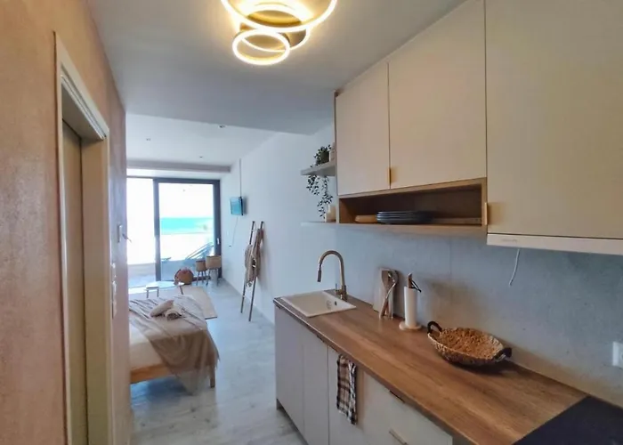 Akasha Living By The Sea *