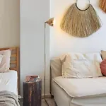 Apartment Akasha Living By The Sea